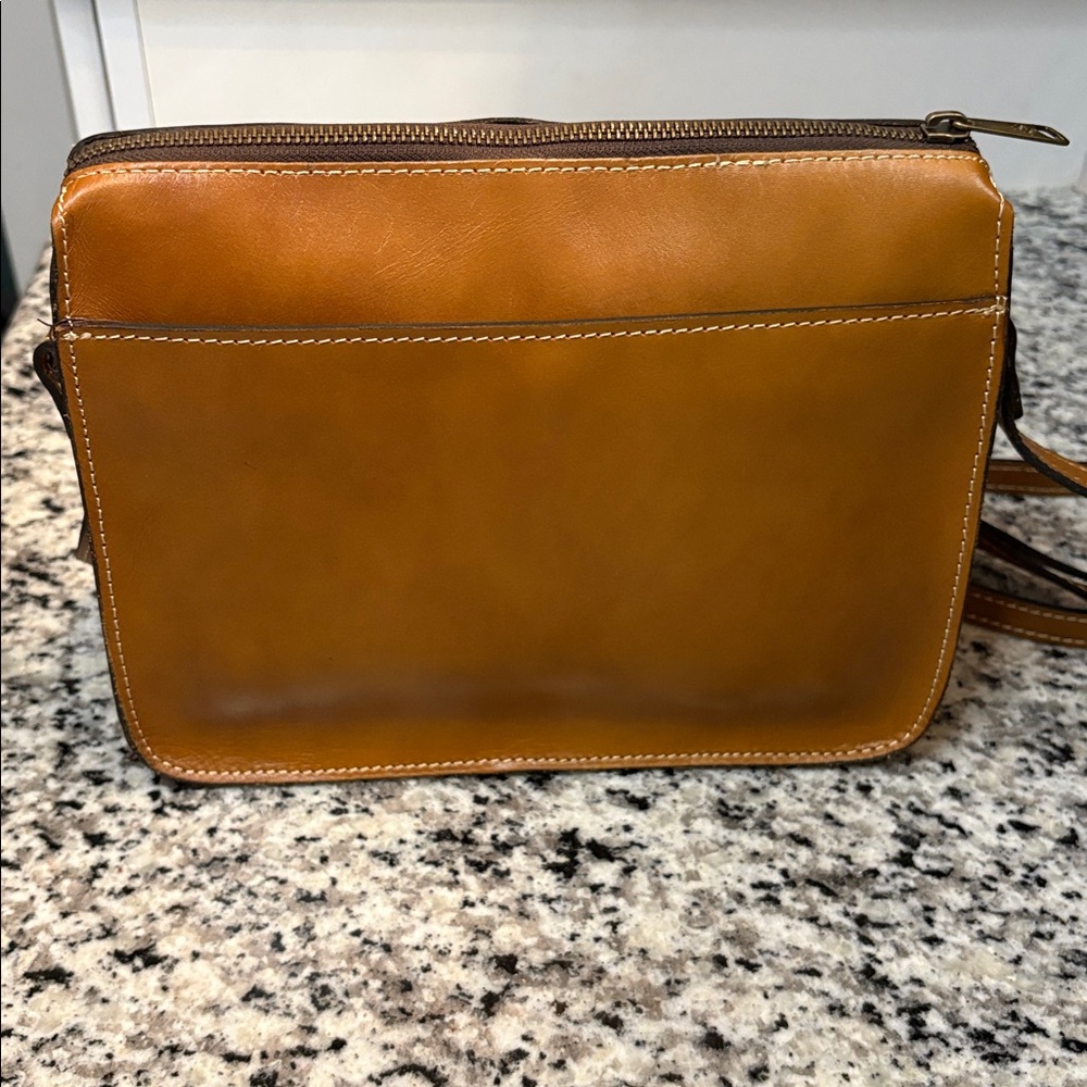 NWT Patricia Nash Nazaire Leather Bag - Picture 2 of 8